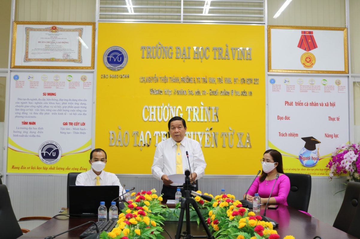 chương trình cử nhân trực tuyến TVU-Onschool